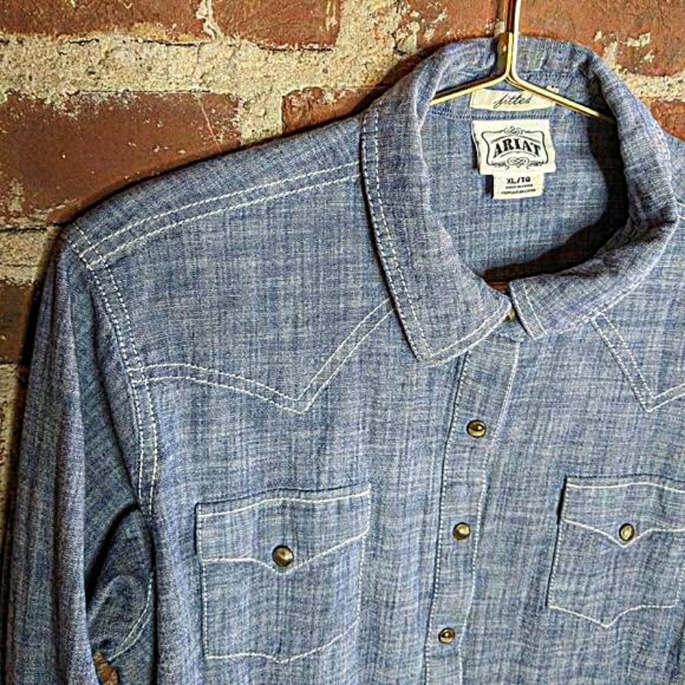 Ariat XL Fitted Blue Long Roll Sleeve Shirt w/ Snap Front & Decorative Stitching - Picture 2 of 13